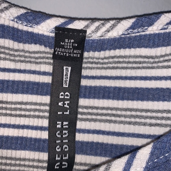 DESIGN LAB LORD & TAYLOR COLD SHOULDER TOP - Picture 4 of 5